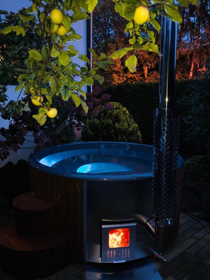 Garden Bial Lux Hot Tub 220 Garden Bell Lux Hot Tub 220