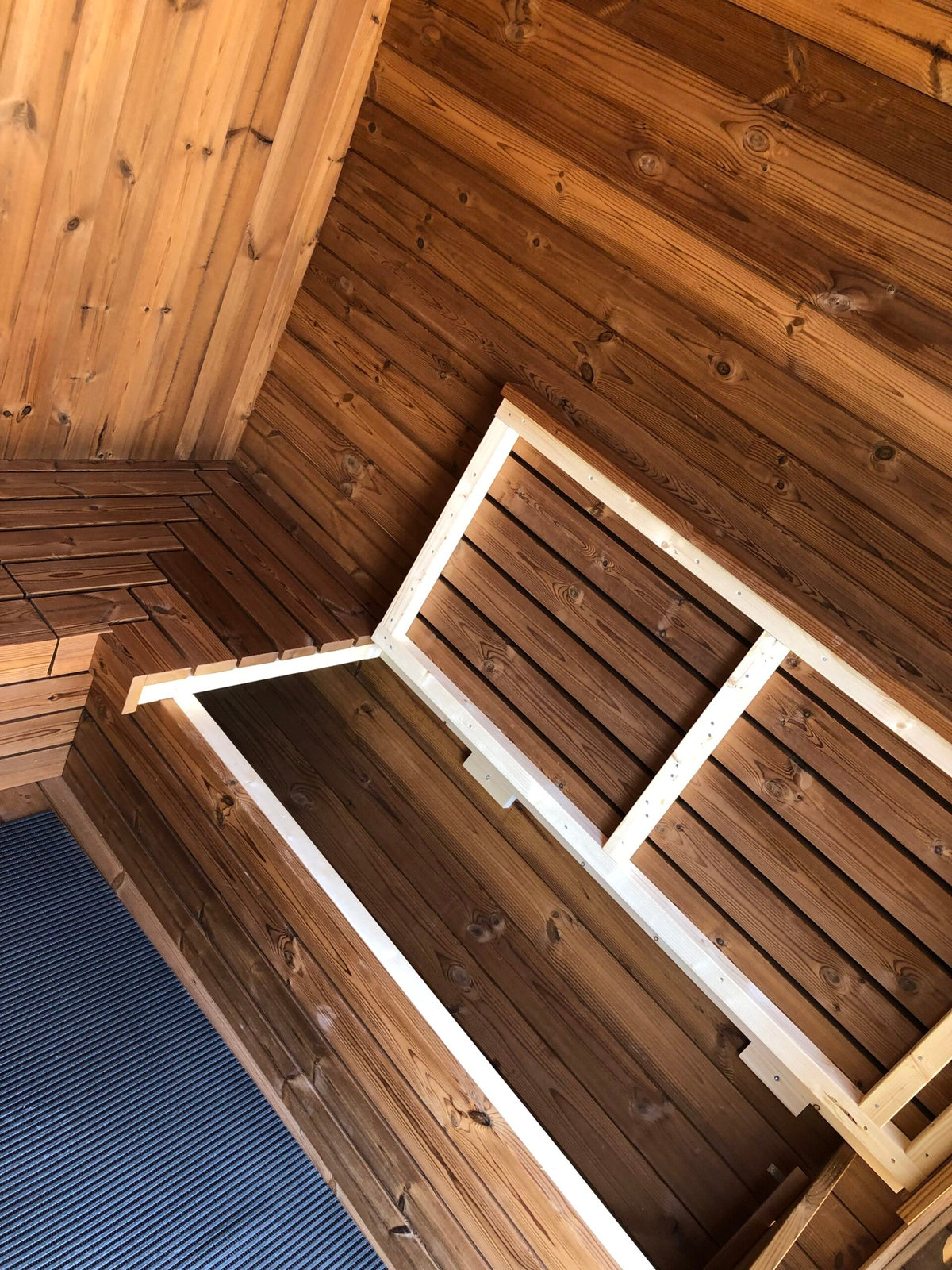 Sauna zewnętrzna Klaar dla 4-6 osób / Tylko ogrzewanie elektryczne / Wysokiej Jakości Świerk Nordycki ( Sosnowe Drewno Termiczne) | Wellness | Relaks | SPA | Nordycki Styl